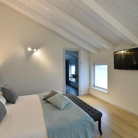 Tiamo Modern Design Guest House รองคี เด เลโจนารี ภายนอก รูปภาพ