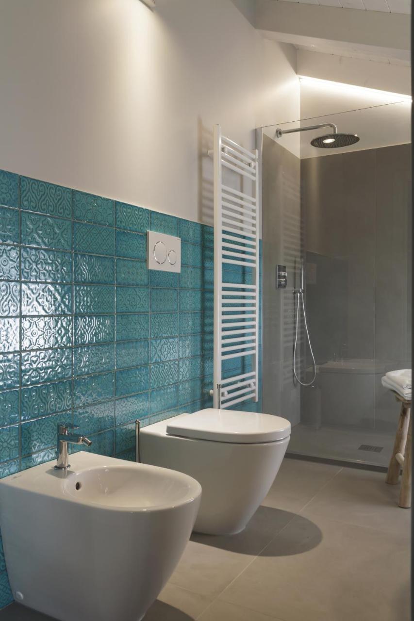 Tiamo Modern Design Guest House รองคี เด เลโจนารี ภายนอก รูปภาพ