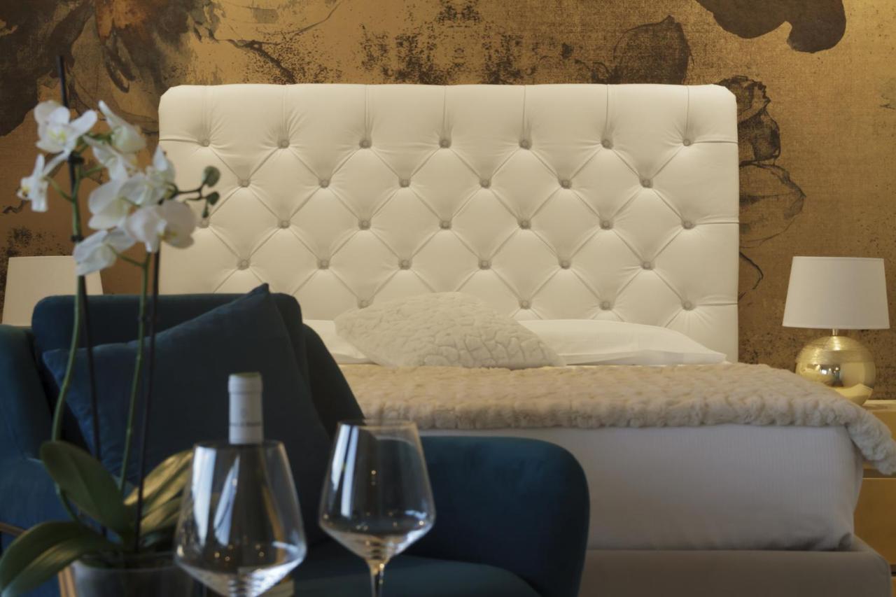 Tiamo Modern Design Guest House รองคี เด เลโจนารี ภายนอก รูปภาพ