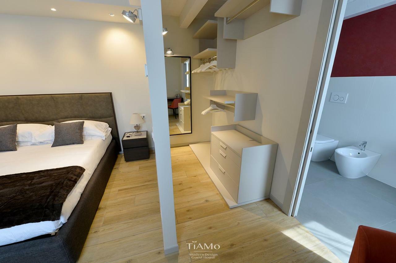 Tiamo Modern Design Guest House รองคี เด เลโจนารี ภายนอก รูปภาพ