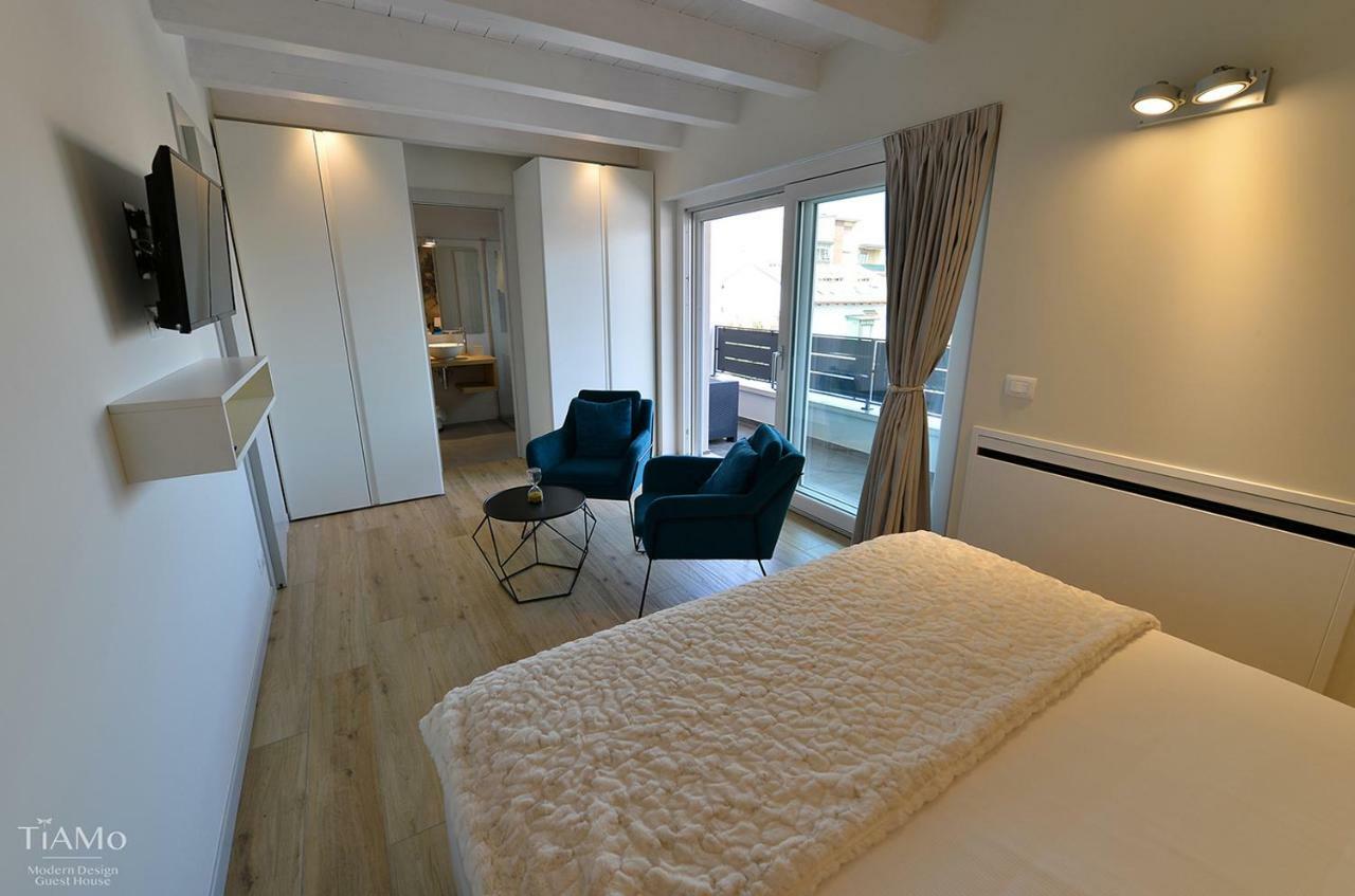 Tiamo Modern Design Guest House รองคี เด เลโจนารี ภายนอก รูปภาพ